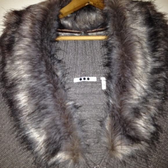 Three Dots Sophie Faux Mink Collar Cocoon Cape Cardigan Oversized Sweater - Picture 9 of 14